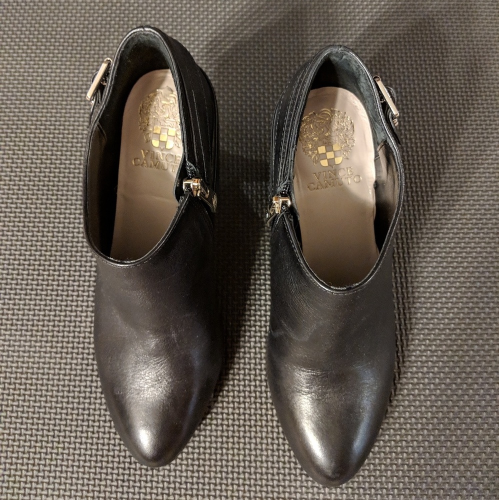 Vince Camuto black booties - Picture 6 of 7